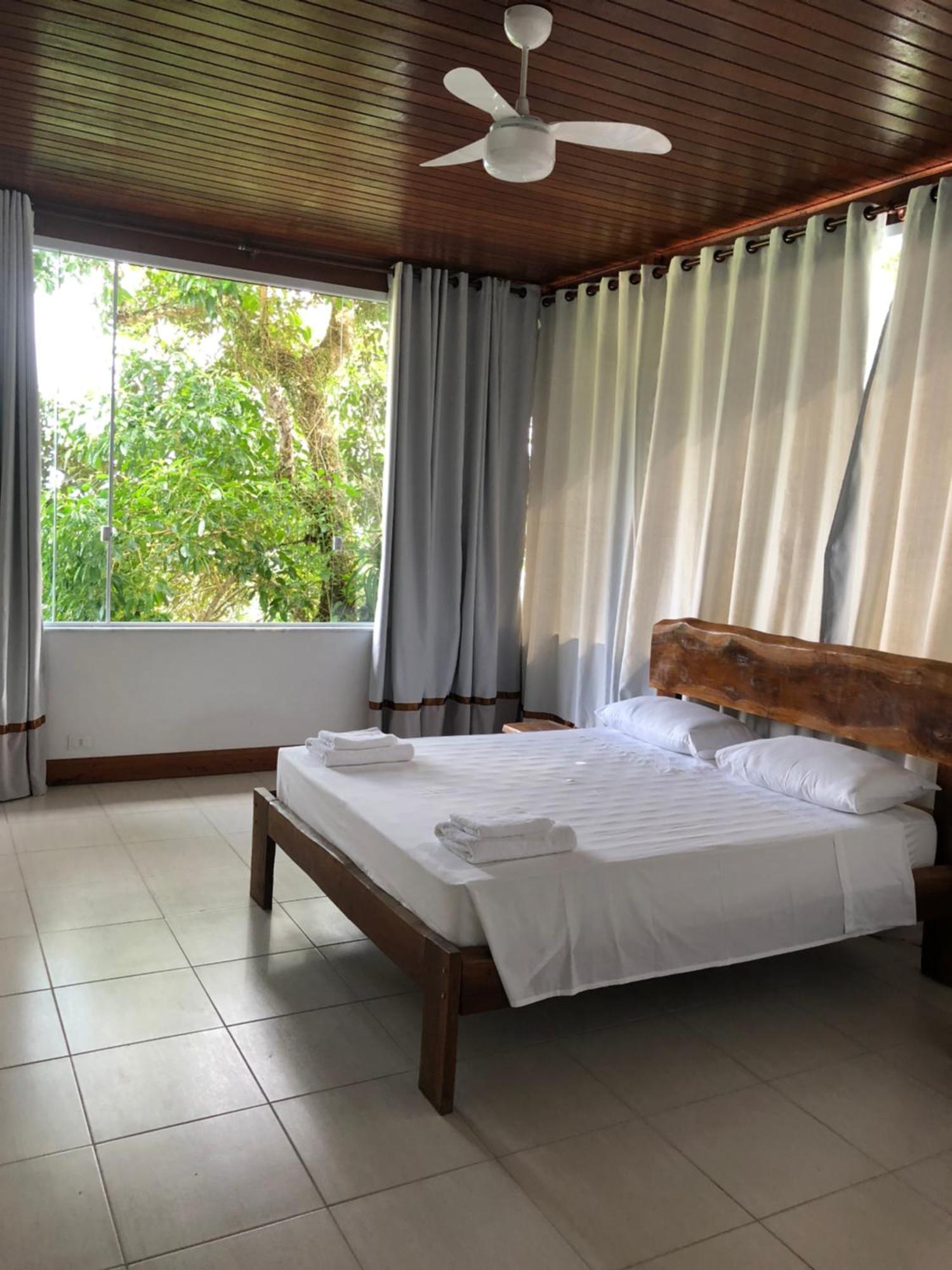 Deck Da Villa Pousada อูบาตูบา ภายนอก รูปภาพ
