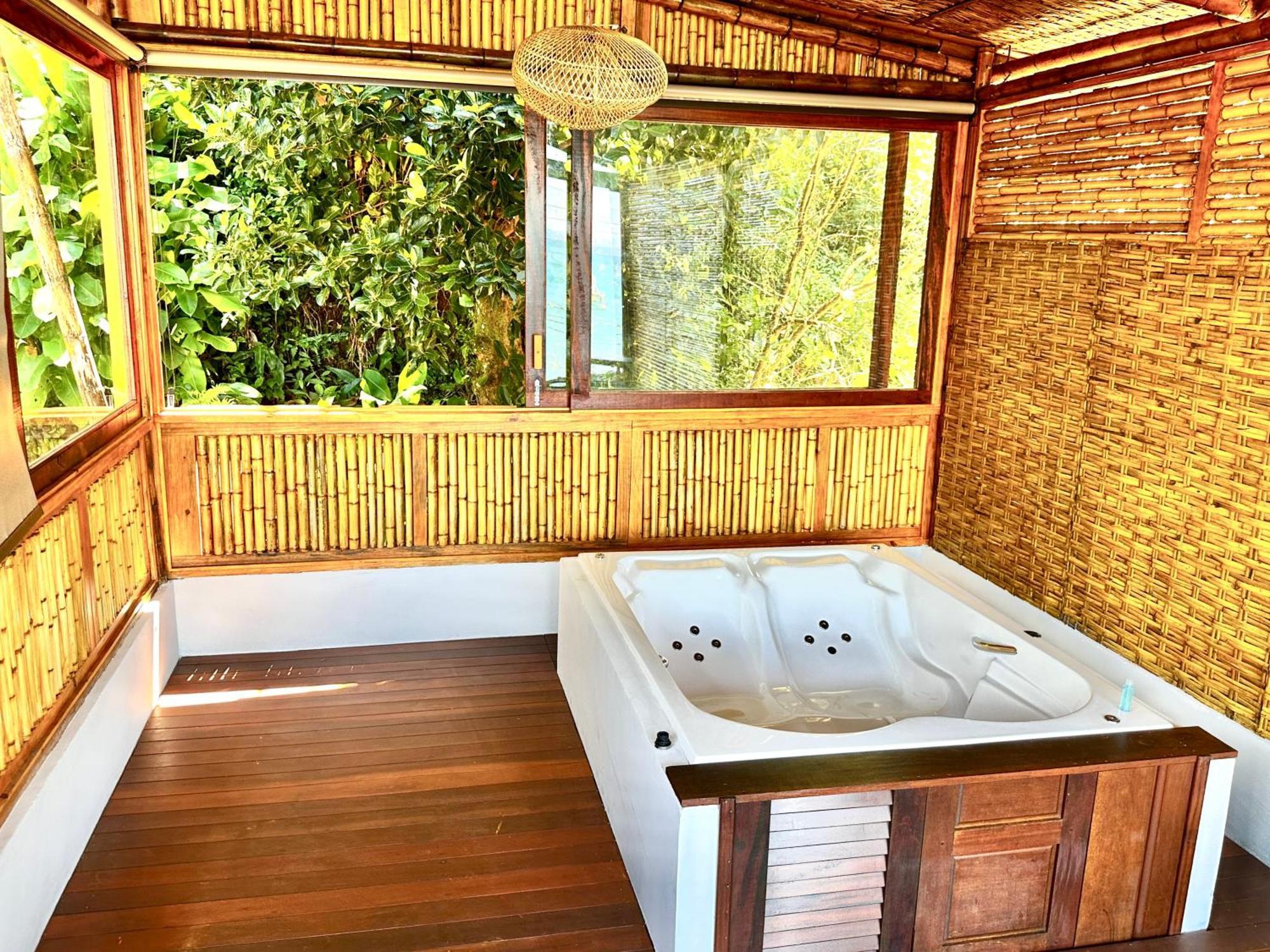 Deck Da Villa Pousada อูบาตูบา ภายนอก รูปภาพ